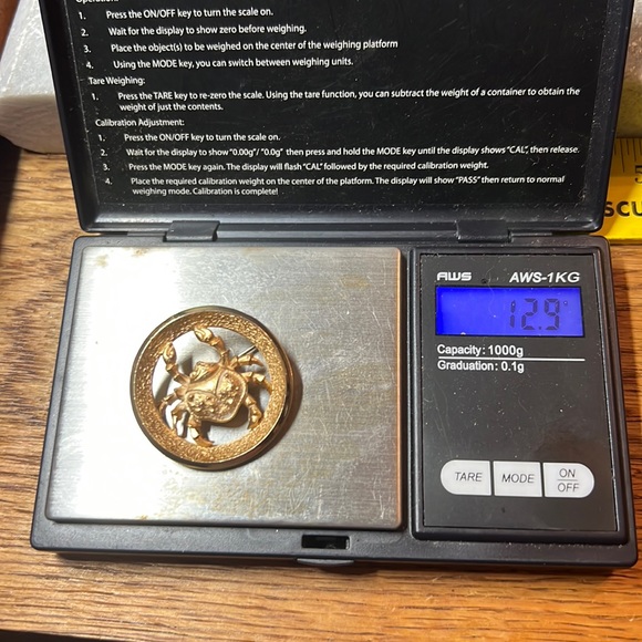 Vintage Crown Trifari 1969 Cancer Zodiac Brooch Gold-tone Astrology Crab - Picture 17 of 17